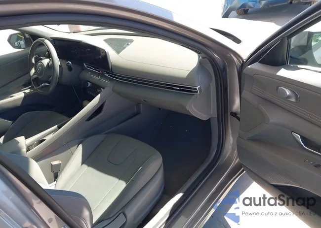 KMHLS4AG1PU453231: 43586171