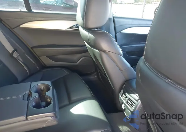 1G6AB5RXXH0189556: 43586232