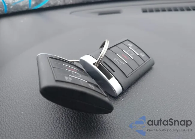 3GYFNDE33DS556494: 43586258