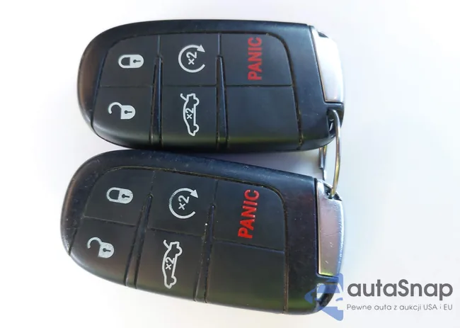 2C3CDXBG6LH110933: 43587350