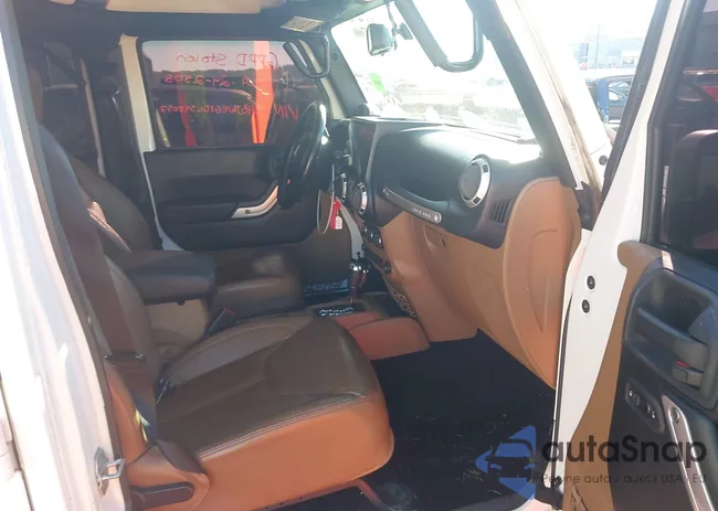 1C4BJWEG1DL548057: 43587666