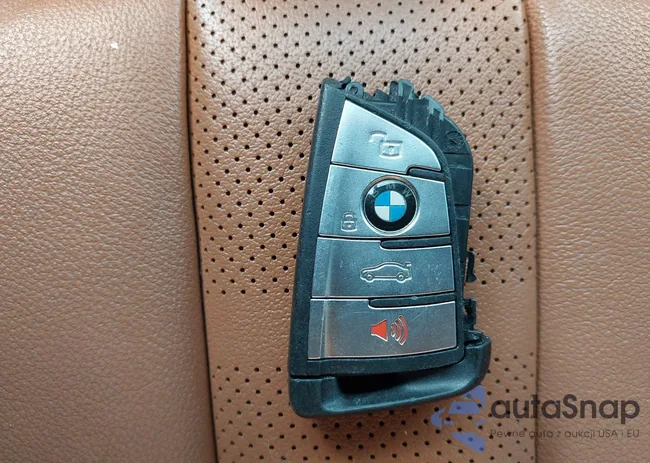 5UXCR6C06N9M28271: 43587695