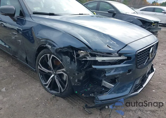 7JRL12TM3RG282872: 43587707