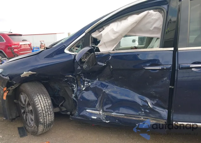 2C4RC1EGXKR627372: 43587907