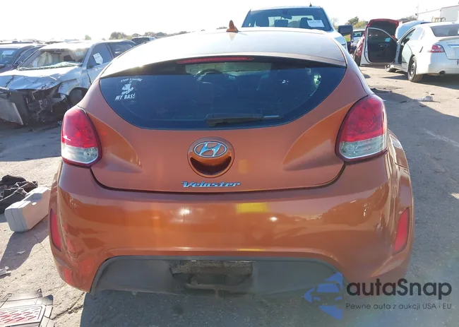 KMHTC6AD9CU026629: 43586933