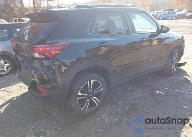 KL79MRSLXPB143878: 43586960