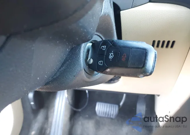 3FA6P0HD4FR300765: 43587012