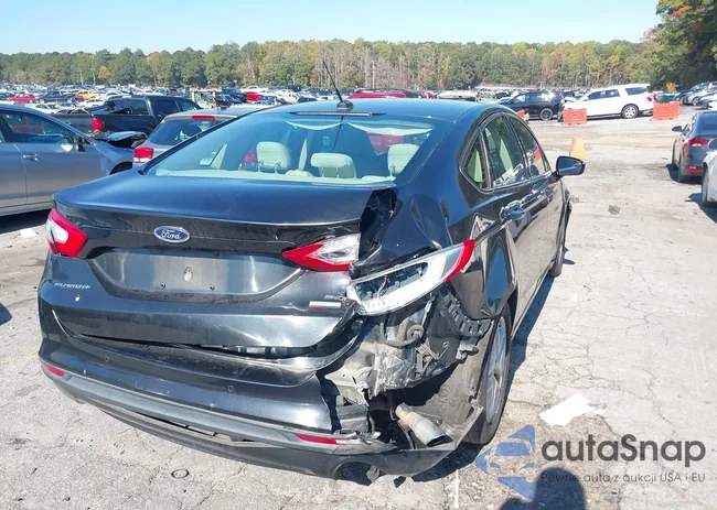 3FA6P0HD4FR300765: 43587012