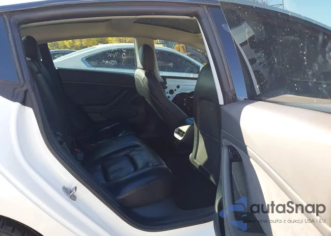 5YJ3E1EC9LF784546: 43587179