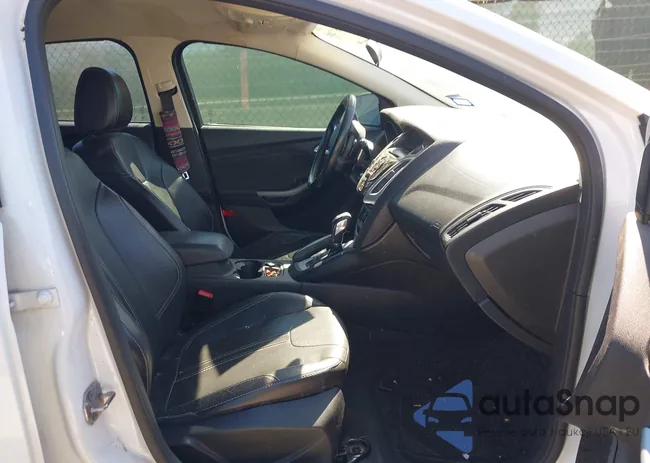 1FADP3K28DL211972: 43587263