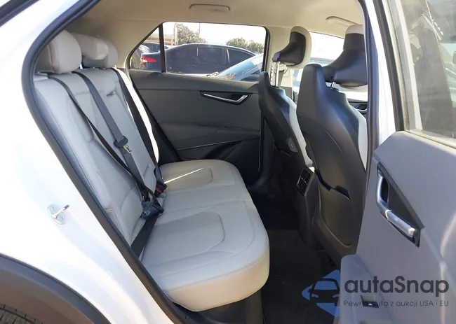 KNDCR3LE7S5256167: 43587302