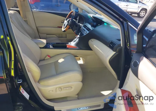 2T2ZK1BA6BC043548: 43588480