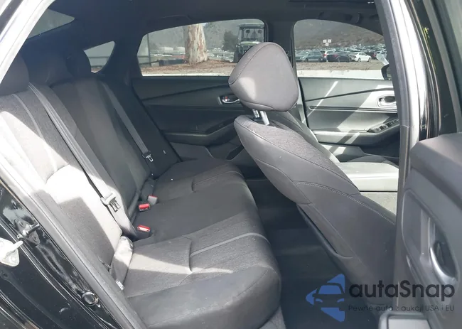 1HGCY2F51RA038558: 43588592