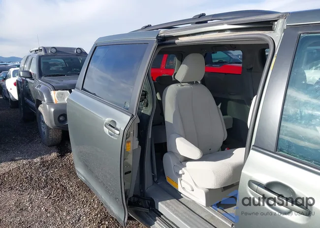 5TDJK3DC7ES076047: 43588610