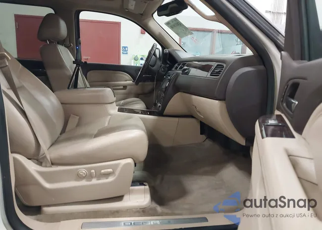 1GKS2MEF9ER217156: 43588616