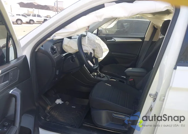 3VVRB7AX1PM049965: 43588620