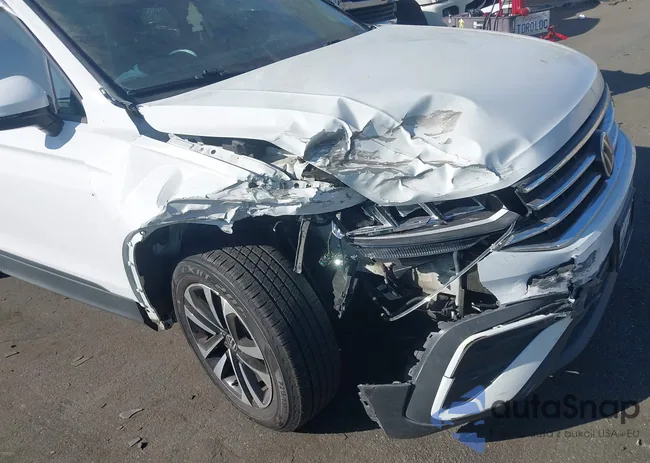 3VVRB7AX1PM049965: 43588620