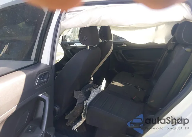 3VVRB7AX1PM049965: 43588620