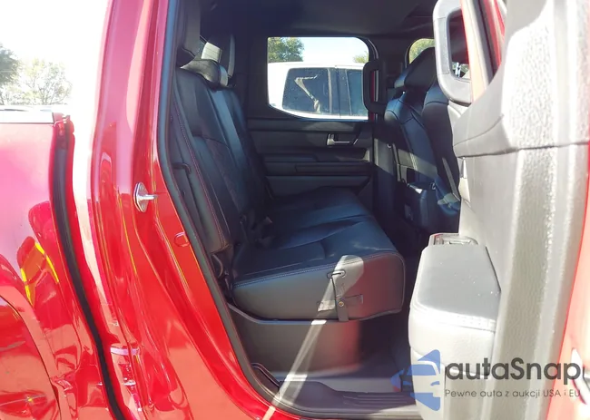 3TYLB5JN4RT044211: 43588747