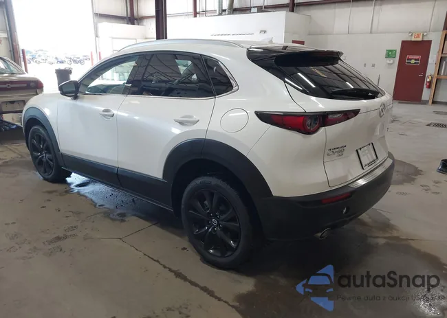 3MVDMBDY4PM562832: 43588777