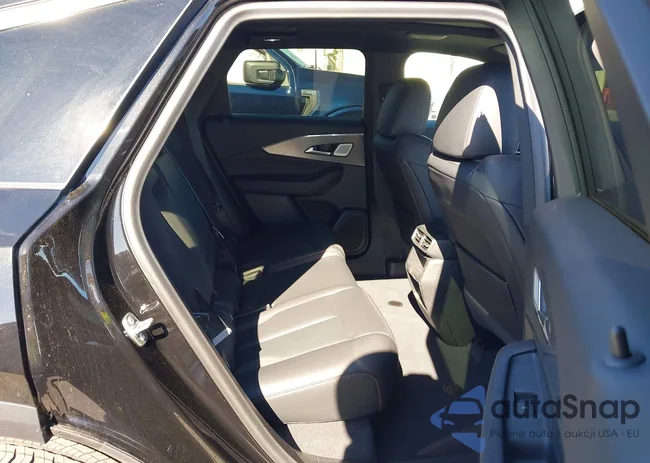 4W5KHNRL8RZ518073: 43588832