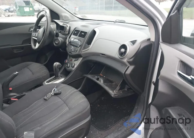 1G1JC5SG2F4120802: 43588198