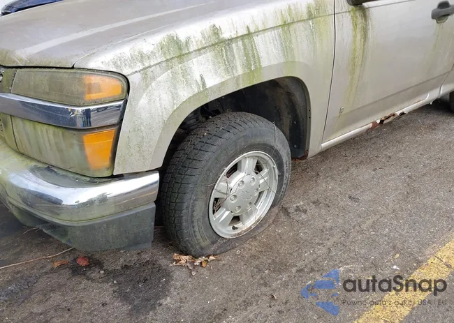 1GCCS148568261213: 43588238