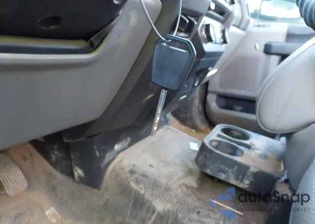 1FTBF2A67HEE50412: 43588259