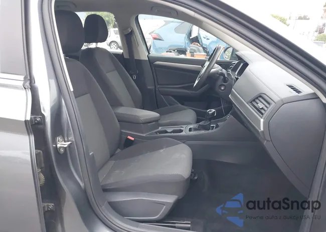 3VWC57BU7MM032810: 43589333