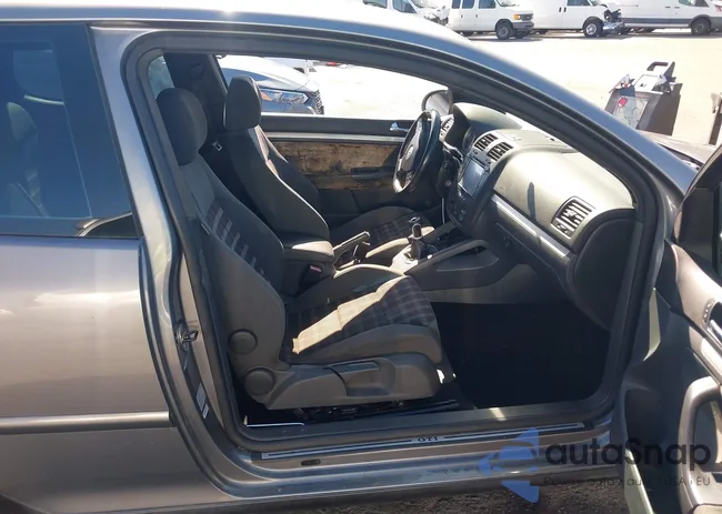 WVWEV71K79W111610: 43589374