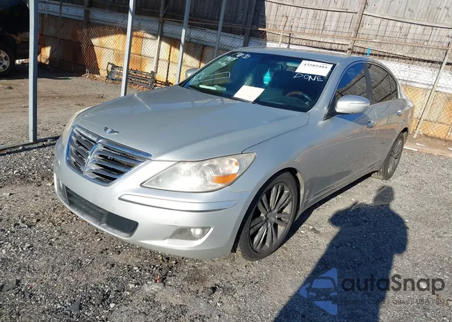 KMHGC4DF0BU139712: 43589484