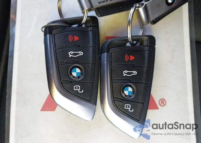 WBA5R7C0XMFK52130: 43589500