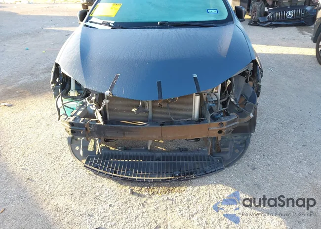 2T1BURHE1FC363228: 43589608