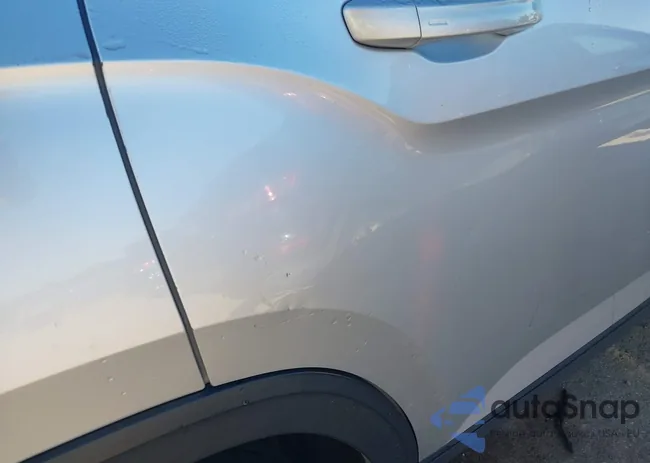 1V2CR2CAXJC572274: 43589684