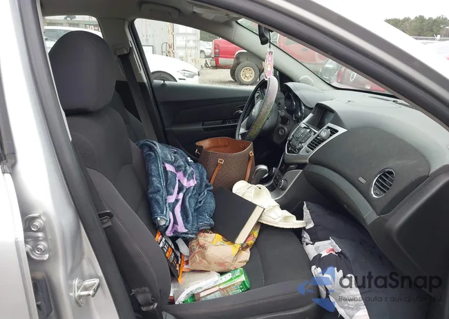 1G1PC5SB3E7144960: 43589694