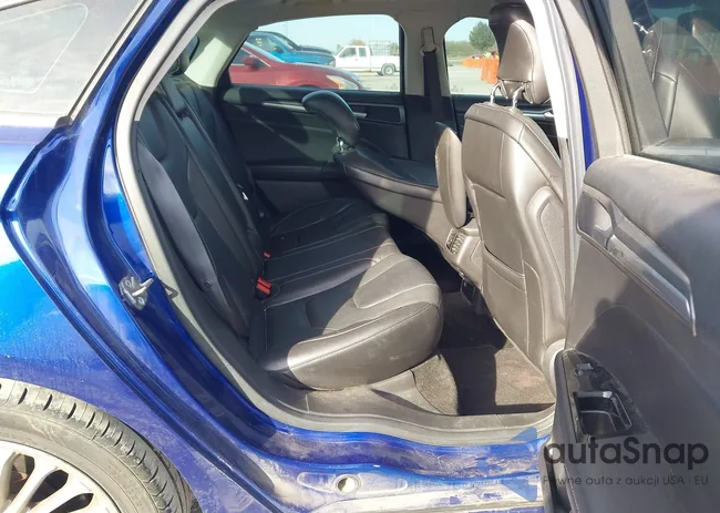 3FA6P0D98DR144776: 43589715