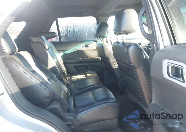 1FMHK8D88BGA87079: 43589748