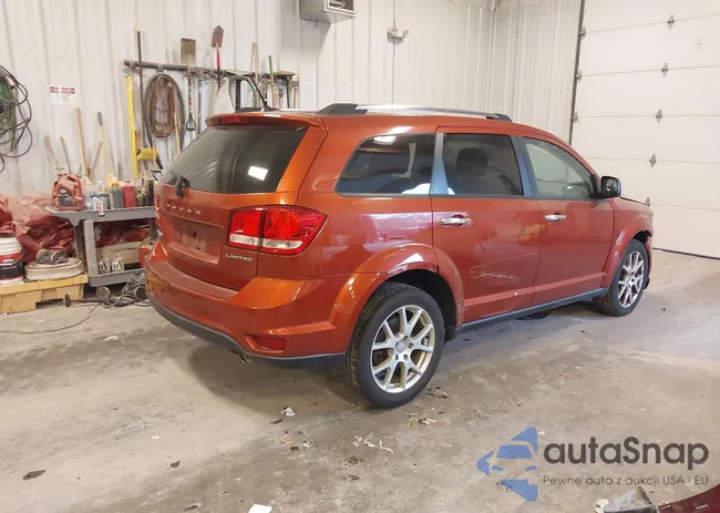 3C4PDDDG0ET122319: 43589792