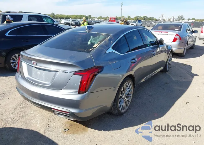 1G6DN5RK4M0111678: 43589822