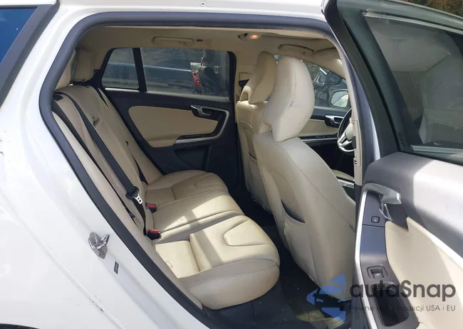 YV140MEK4H1361542: 43589848