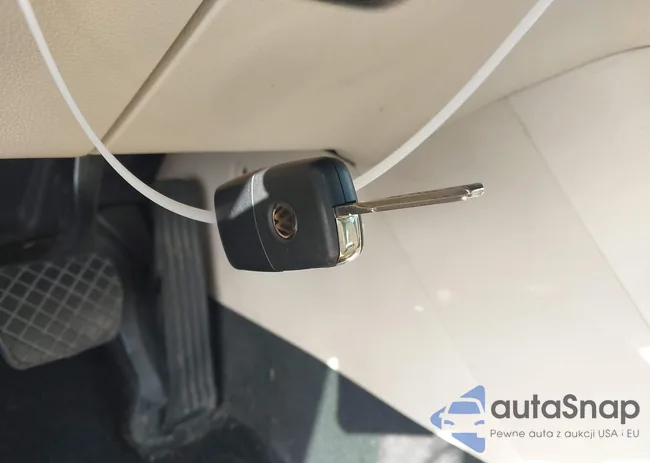 WVGAV7AX0DW523124: 43589850