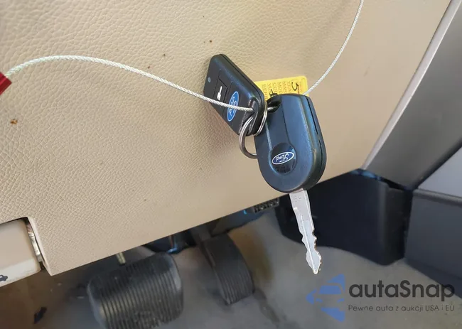 1FMJK1J53DEF45029: 43588924