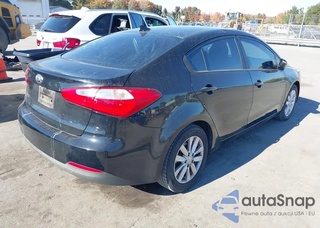 KNAFX4A61G5477482: 43589001