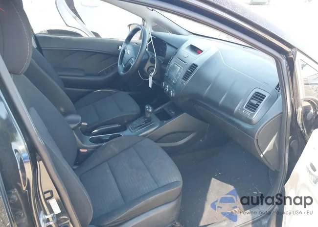 KNAFX4A61G5477482: 43589001