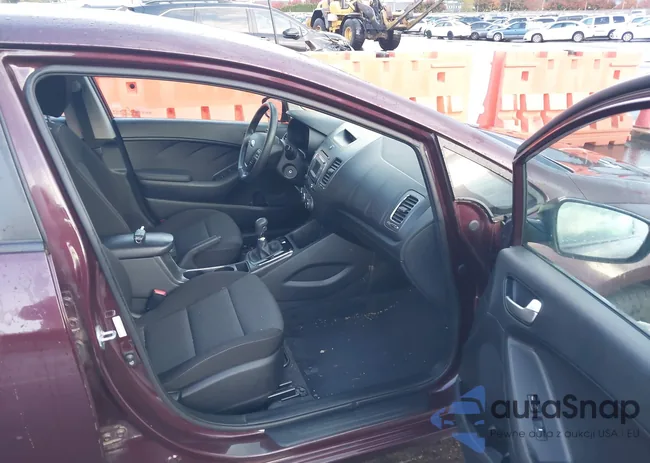 3KPFK4A77HE018585: 43589041