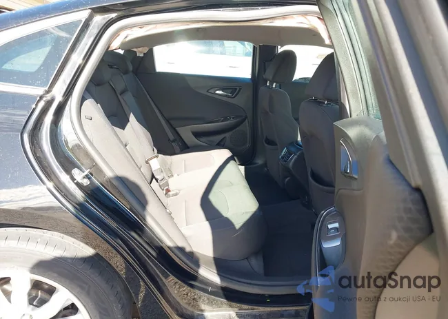 1G1ZD5ST5KF143695: 43589134