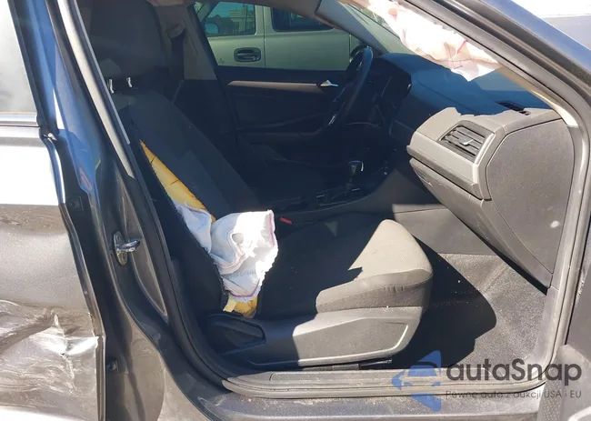 3VWCB7BU7LM047105: 43589232