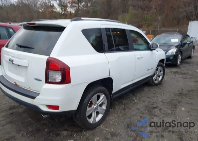 1C4NJDEBXED535969: 43590305