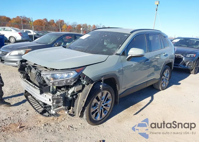 2T3A1RFV9MW198152: 43590416