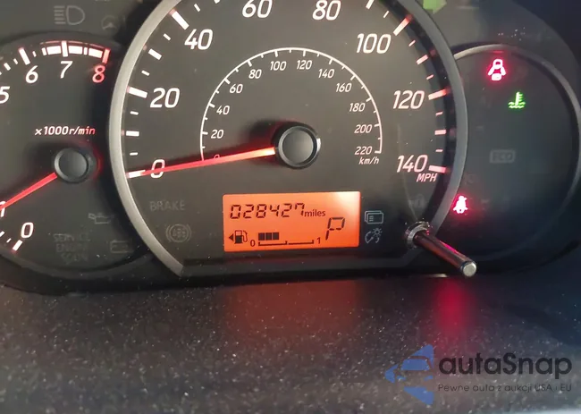 ML32AUHJ4RH005827: 43590495